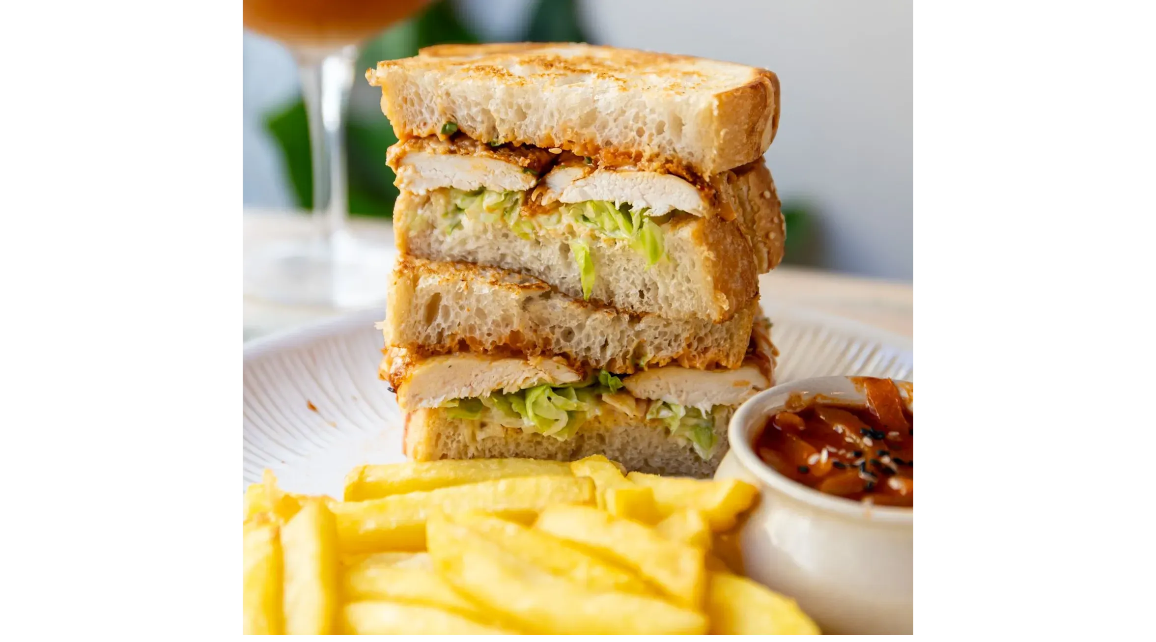 Crispy chicken sandwich